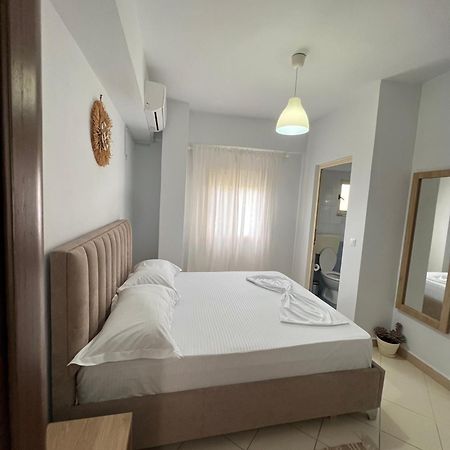 Helios Rooms ساراندا المظهر الخارجي الصورة